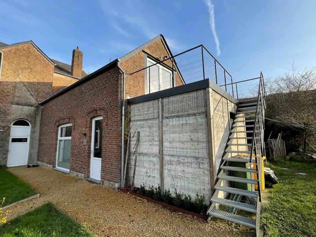 Loft Du Presbytere - Calme Et Nature Beauraing Exterior foto
